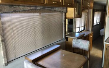 Safari-motor-home-diesel-1994-silver-7