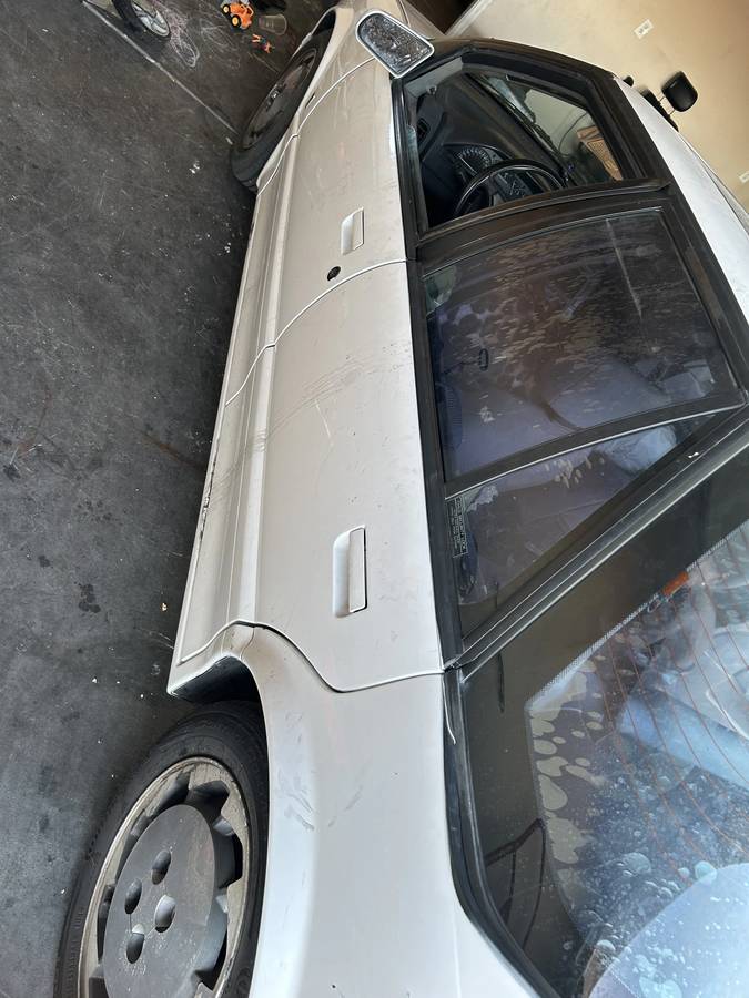 Saturn-sl-1992-white-3