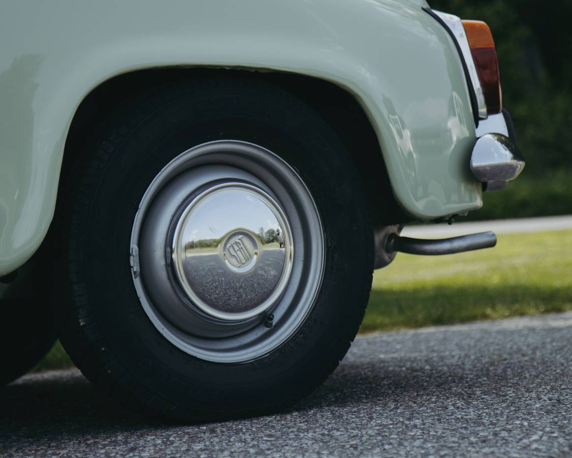 Seat-600e-1970-green-10