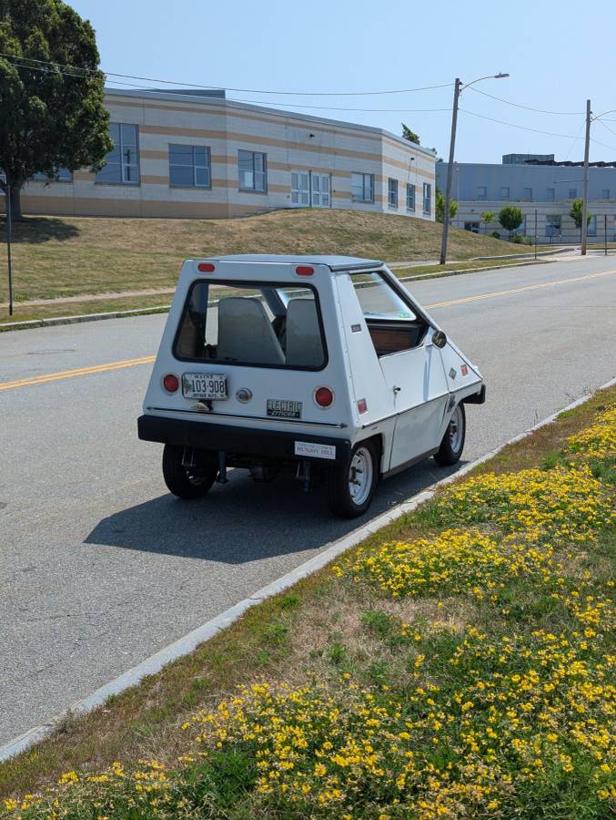 Sebring-vanguard-citicar-electric-1976-white-3