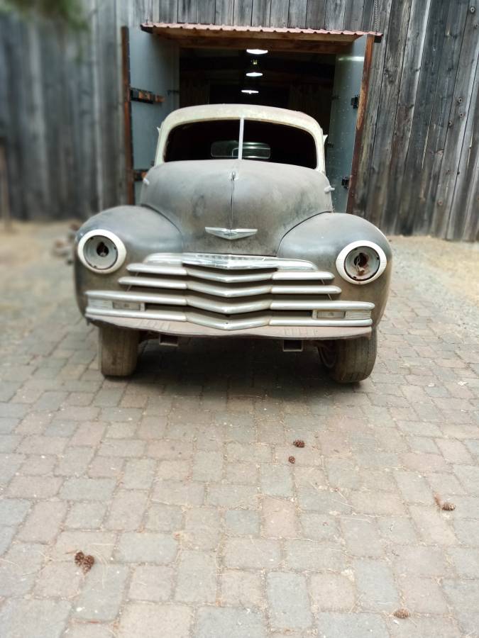Sedan-delivery-1948-green-3