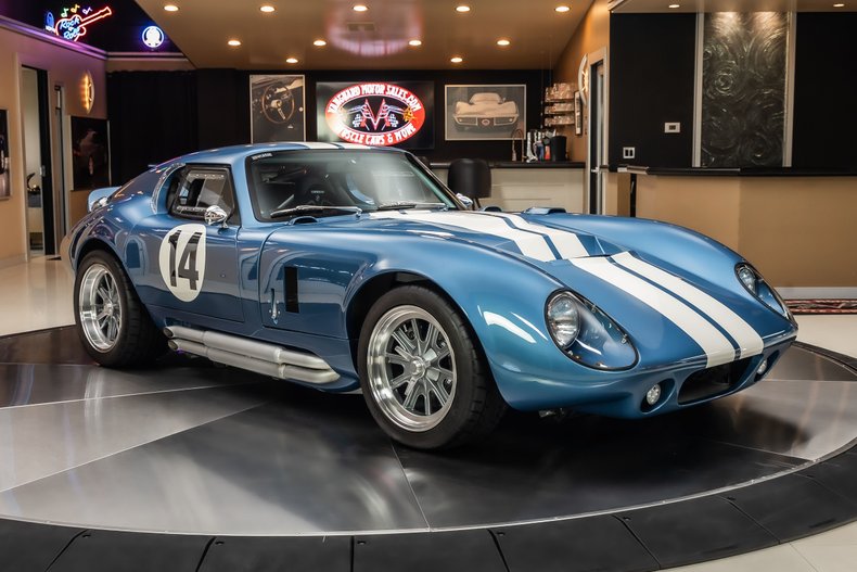 Shelby-Ac-shelby-daytona-1965-Blue-Black-11