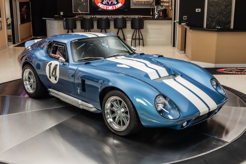 Shelby-Ac-shelby-daytona-1965-Blue-Black-12