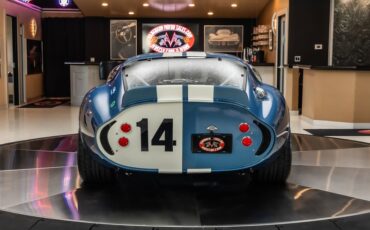 Shelby-Ac-shelby-daytona-1965-Blue-Black-16