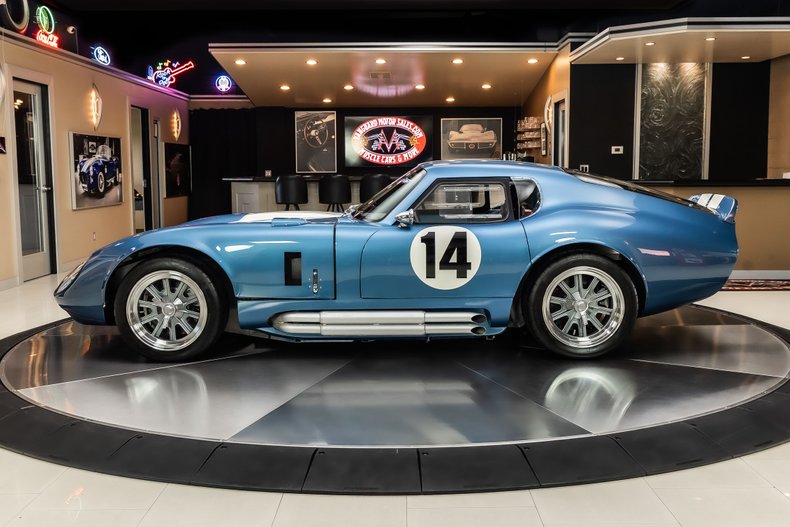 Shelby-Ac-shelby-daytona-1965-Blue-Black-20