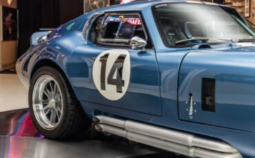Shelby-Ac-shelby-daytona-1965-Blue-Black-24