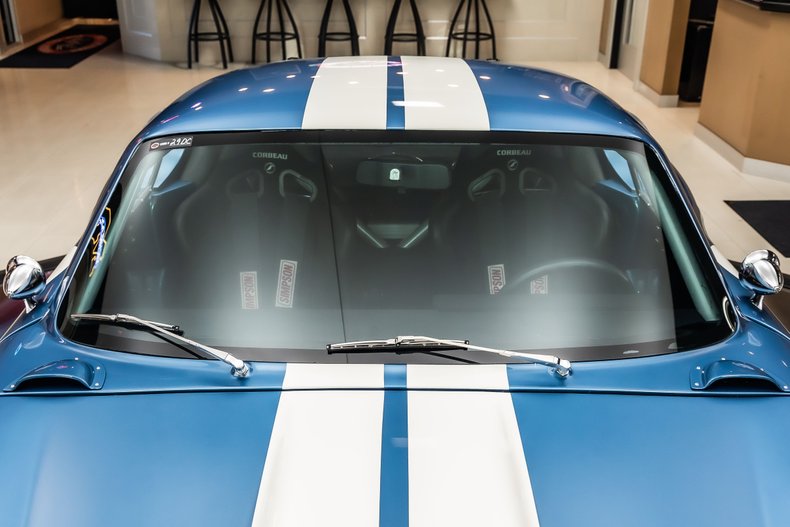 Shelby-Ac-shelby-daytona-1965-Blue-Black-26