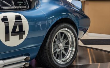 Shelby-Ac-shelby-daytona-1965-Blue-Black-31