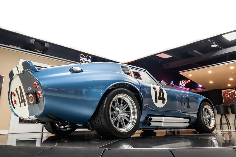 Shelby-Ac-shelby-daytona-1965-Blue-Black-47