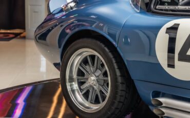 Shelby-Ac-shelby-daytona-1965-Blue-Black-48