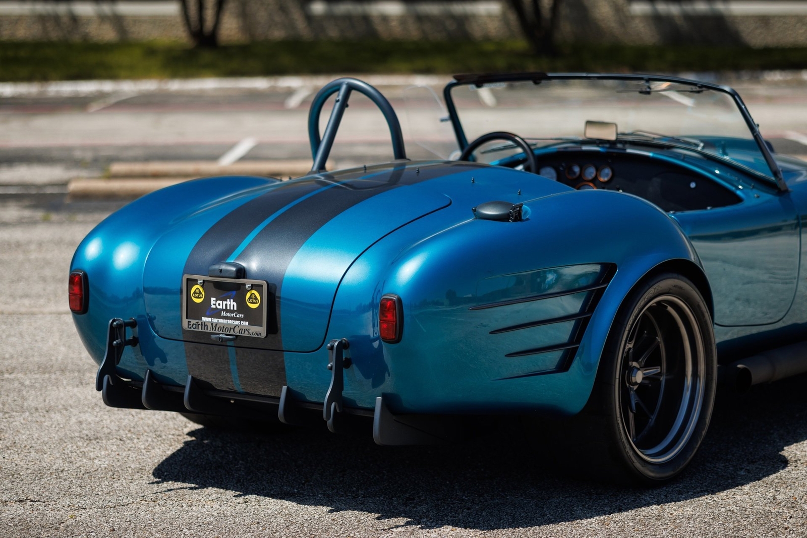 Shelby-Cobra-1965-Convertible-14