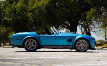 Shelby-Cobra-1965-Convertible-17
