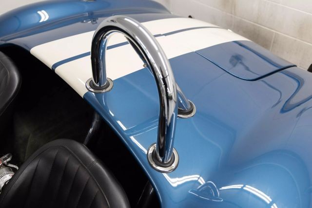 Shelby-Cobra-1965-Convertible-26
