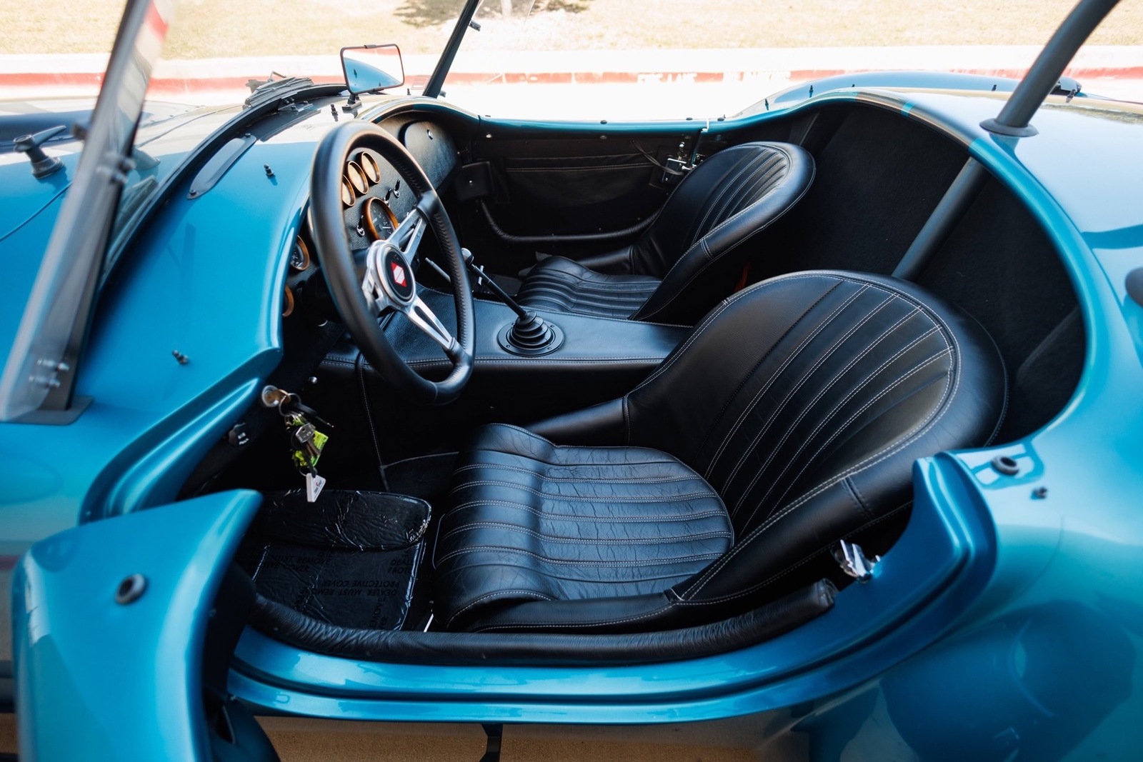 Shelby-Cobra-1965-Convertible-36