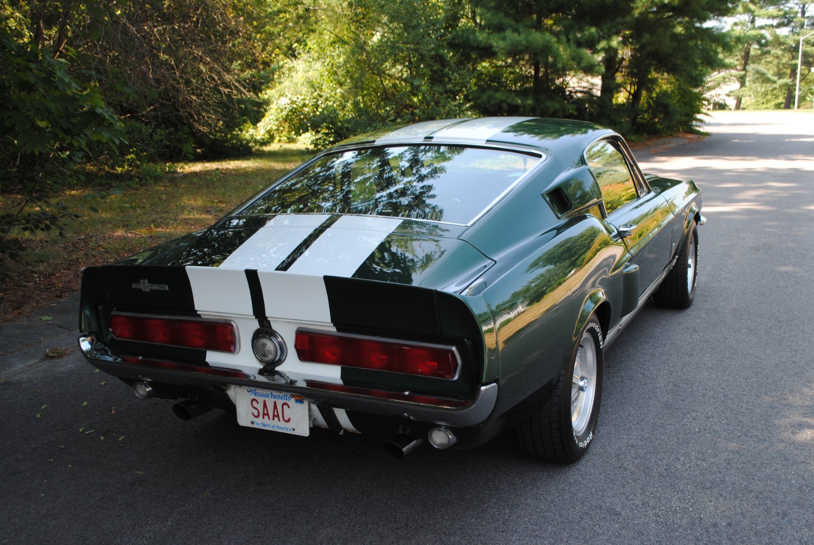 Shelby-Cobra-1967-Coupe-11