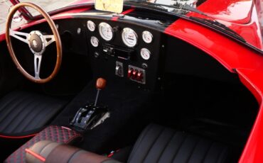 Shelby-Cobra-Factory-Five-1967-Convertible-17