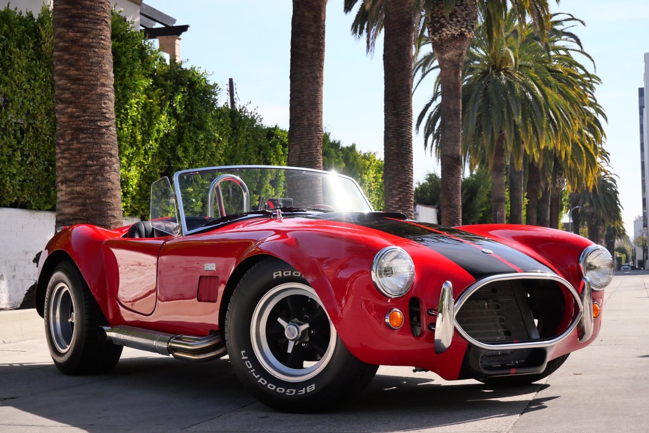 Shelby-Cobra-Factory-Five-1967-Convertible-2