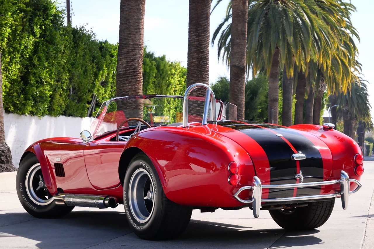 Shelby-Cobra-Factory-Five-1967-Convertible-6