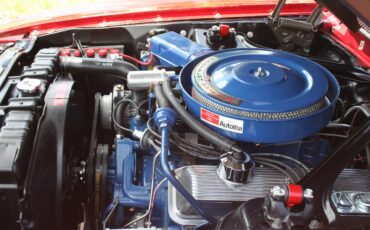 Shelby-Gt500-1969-Candy-Apple-Red-White-18