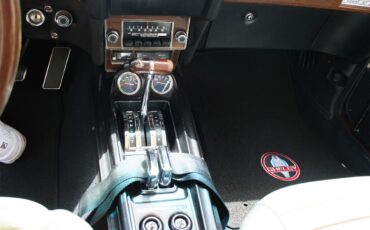 Shelby-Gt500-1969-Candy-Apple-Red-White-23