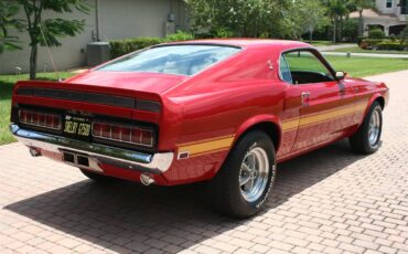 Shelby-Gt500-1969-Candy-Apple-Red-White-44