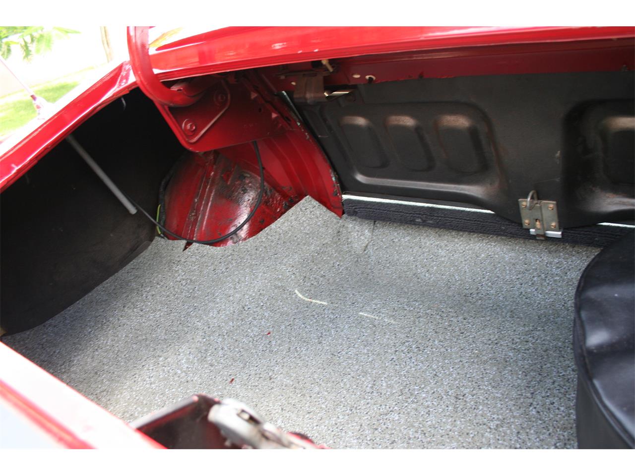 Shelby-Gt500-1969-Candy-Apple-Red-White-52