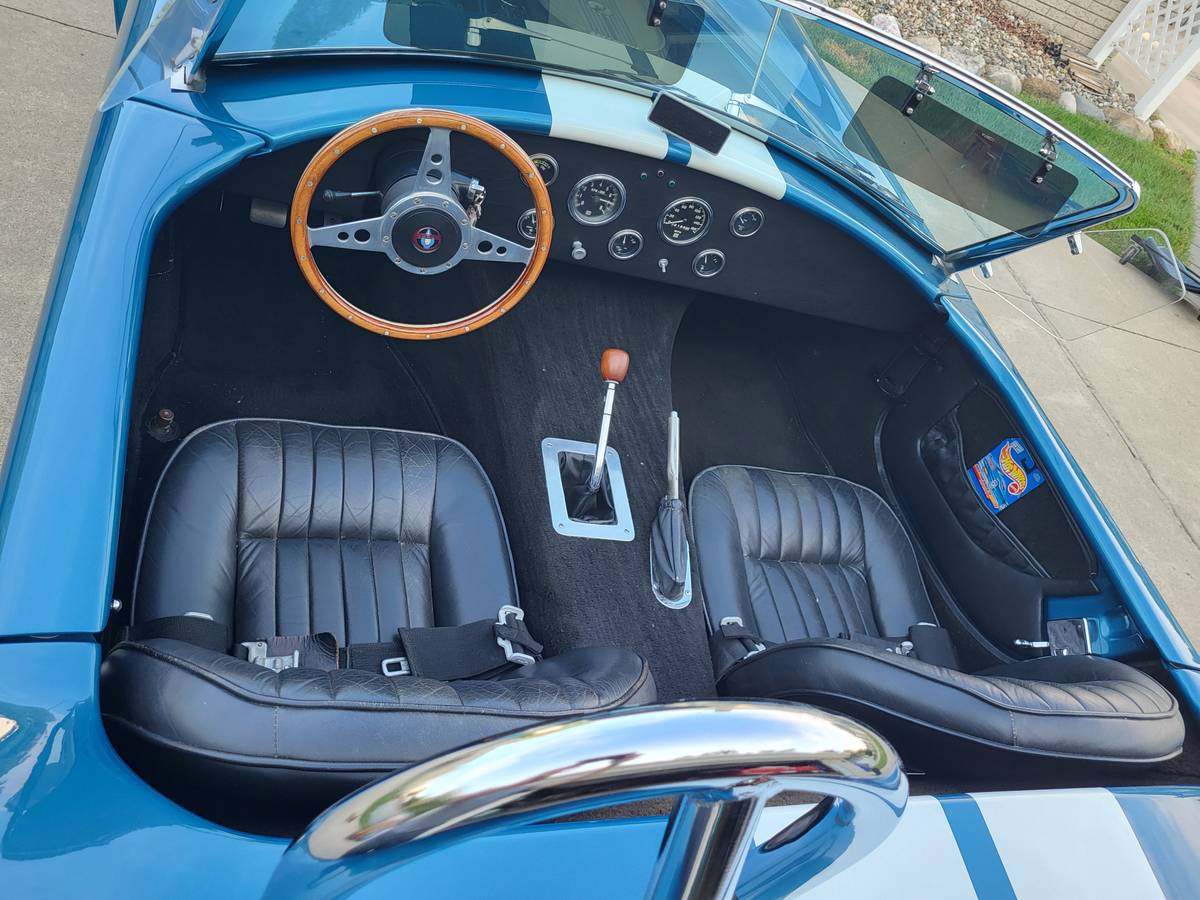 Shelby-cobra-replica-1990-custom-16