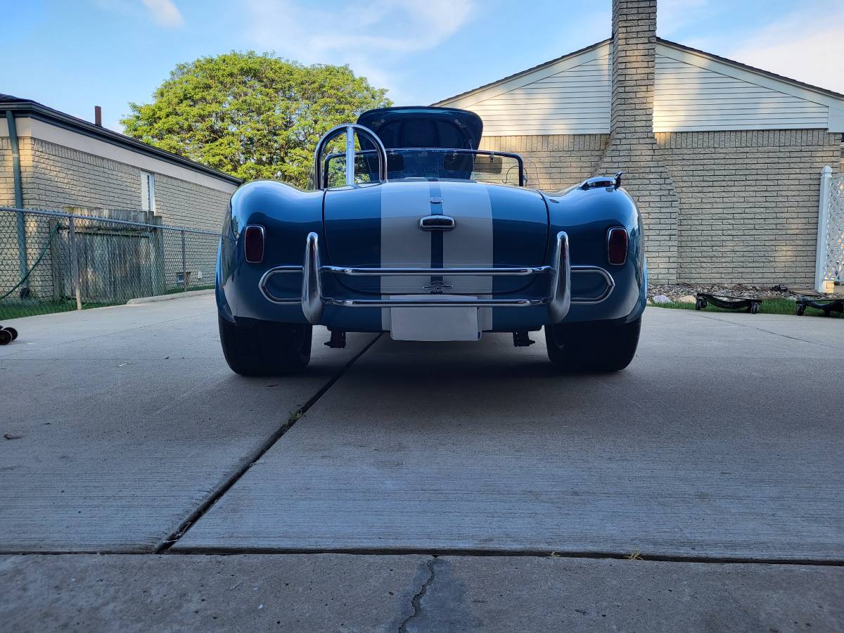 Shelby-cobra-replica-1990-custom-4