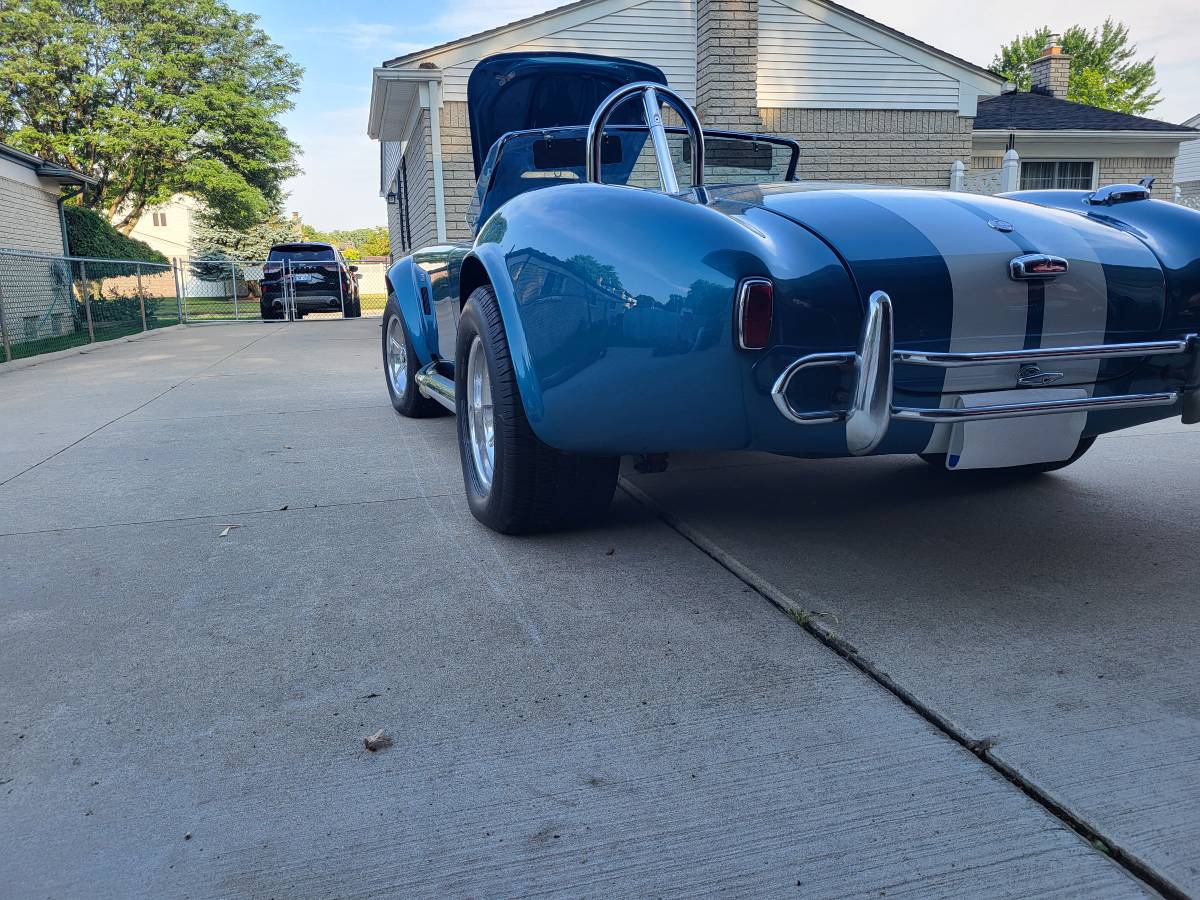 Shelby-cobra-replica-1990-custom-5