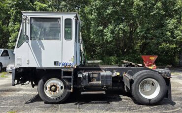Sisu-magnum-ottawa-trucks-diesel-1994-white-1