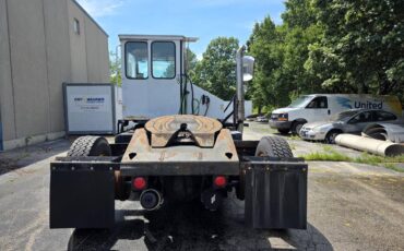 Sisu-magnum-ottawa-trucks-diesel-1994-white-2