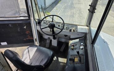 Sisu-magnum-ottawa-trucks-diesel-1994-white-5