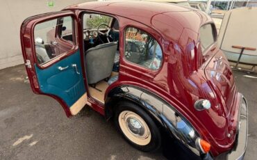 Standard-triumph-1948-2