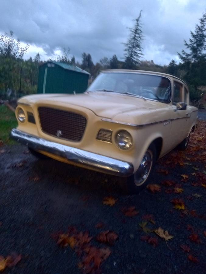 Studabaker-lark-2-door-1960-yellow-5