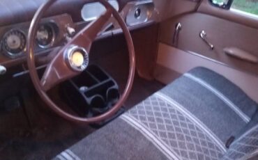 Studabaker-lark-2-door-1960-yellow-6