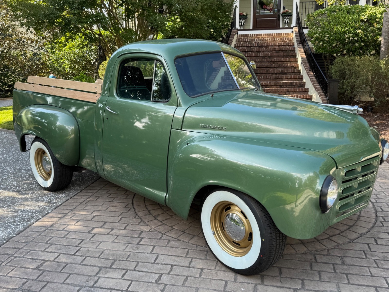 Studebaker-2R-C2-1953-Standard-Cab-Pickup
