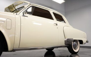 Studebaker-Champion-1950-White-Gray-2