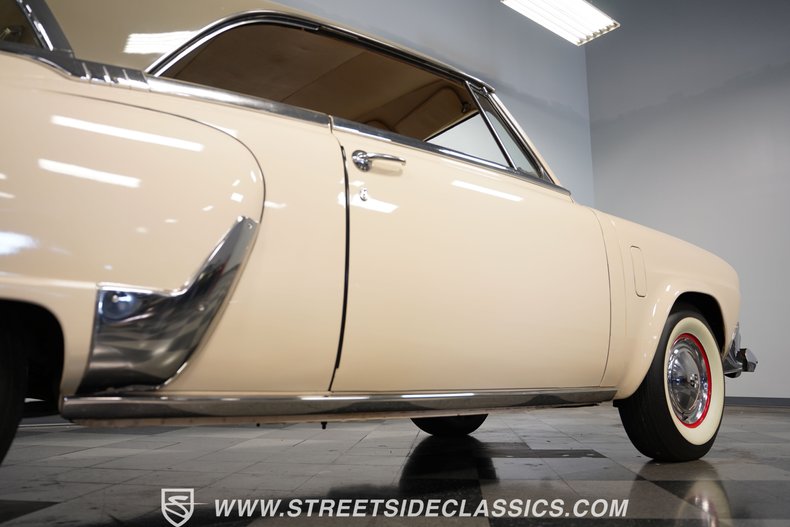 Studebaker-Champion-1952-Cream-Brown-29
