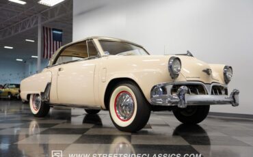 Studebaker-Champion-1952-Cream-Brown-32