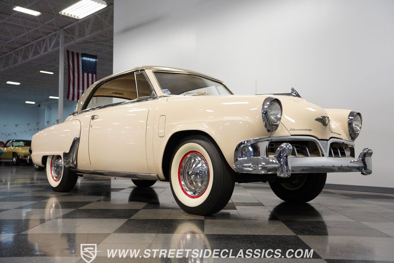 Studebaker-Champion-1952-Cream-Brown-32