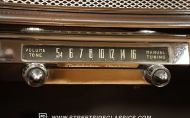 Studebaker-Champion-1952-Cream-Brown-44