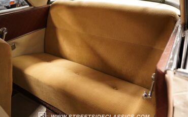Studebaker-Champion-1952-Cream-Brown-7