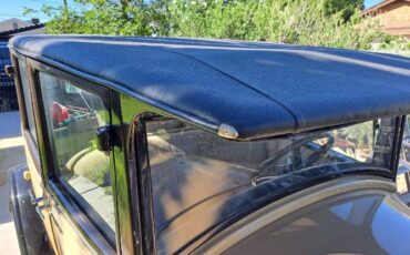 Studebaker-Commander-1927-Brown-1
