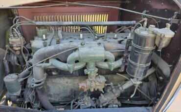 Studebaker-Commander-1927-Brown-8
