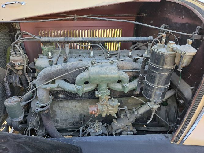 Studebaker-Commander-1927-Brown-8