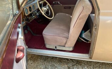 Studebaker-Commander-1947-3
