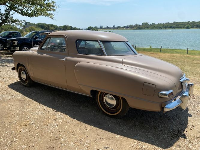 Studebaker-Commander-1947-5