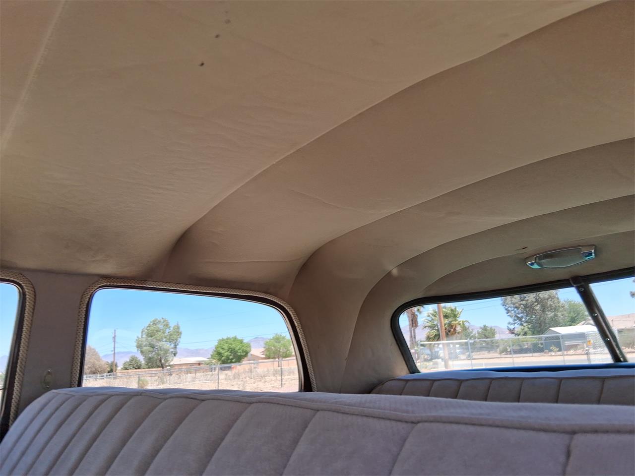 Studebaker-Commander-1948-Parkway-Green-White-12