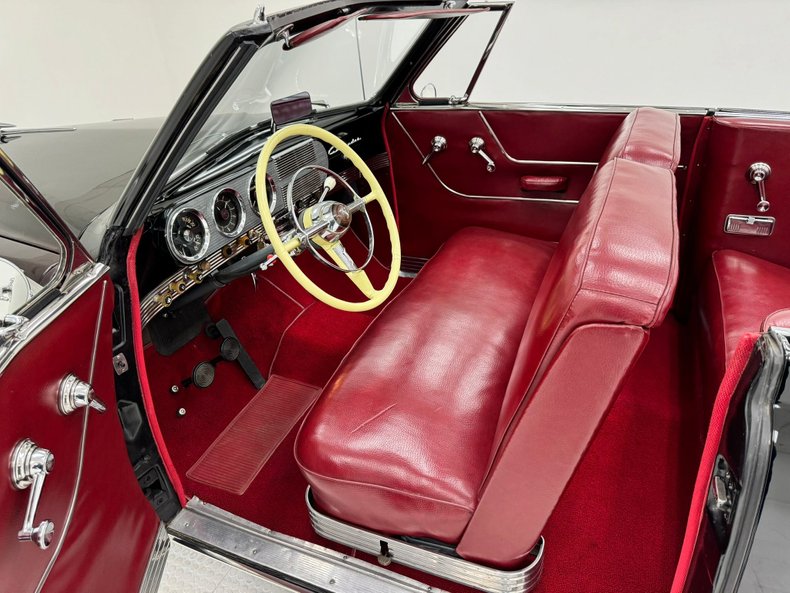 Studebaker-Commander-1949-Black-Oxblood-38