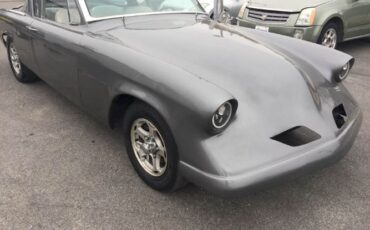 Studebaker-Commander-1953-White-Leather-5